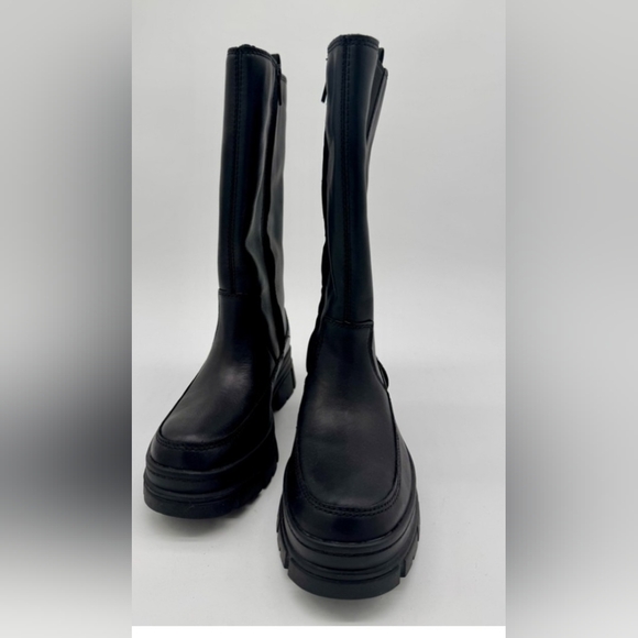 UGG Black Leather Ashton High Chelsea Winter Boots Size 7 - Picture 2 of 8